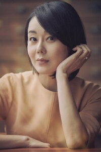 Yunjin Kim