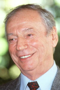 Yves Montand