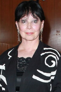Yvonne Craig