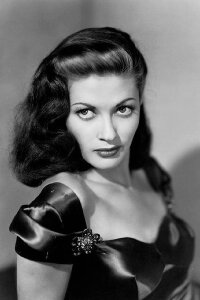 Yvonne De Carlo