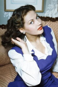 Yvonne De Carlo