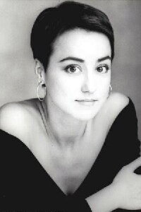 Yvonne Suhor