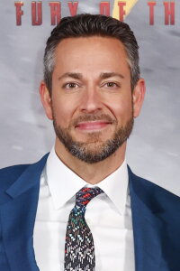 Zachary Levi