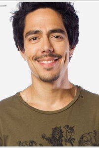Zak Santiago
