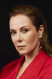 Zuhal Olcay