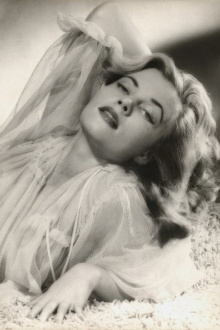 Ava Norring