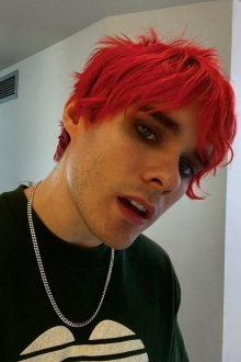 Awsten Knight