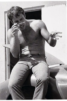Barry Kanaiaupuni