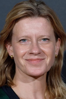 Caroline Peters