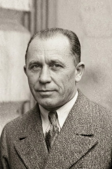 Charles Mack