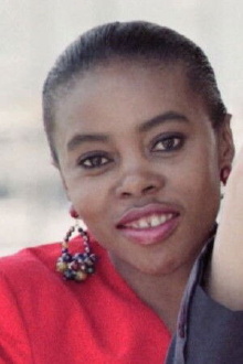 Dambisa Kente