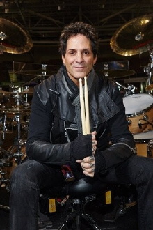Deen Castronovo