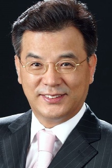 Kang Seok-woo