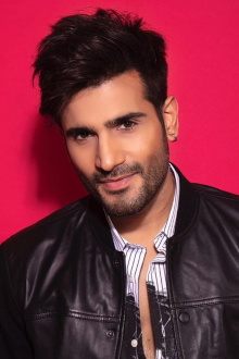 Karan Tacker