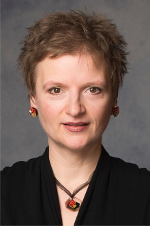 Kate Hennig
