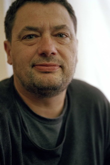 Lutz Dammbeck