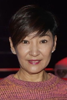 Suet Lee