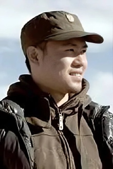Yizeng Liu