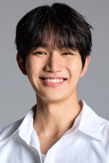 Yoon Sang-hyeon