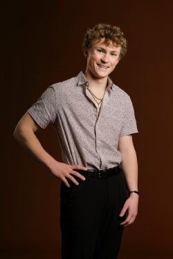 Aaron Valentine