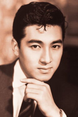 Akira Takarada