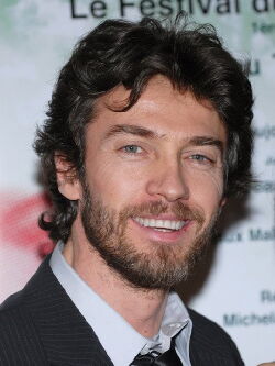 Alessio Boni