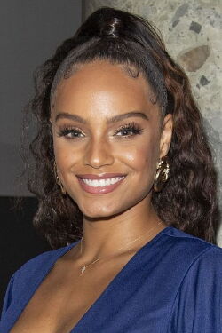 Alicia Aylies