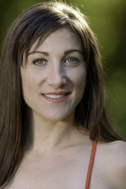 Amber L DeVos