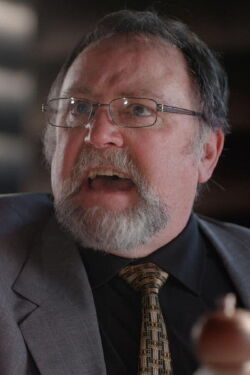 Angus MacNeil