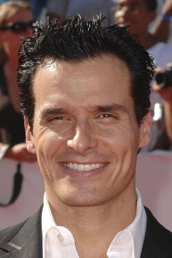 Antonio Sabàto Jr.