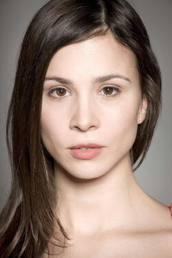 Aylin Tezel