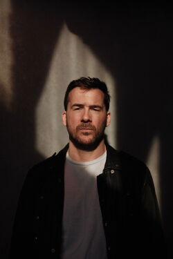 Barry Sloane