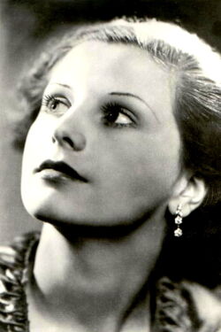 Belle Chrystall