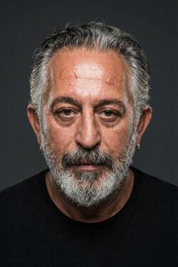 Cem Yılmaz