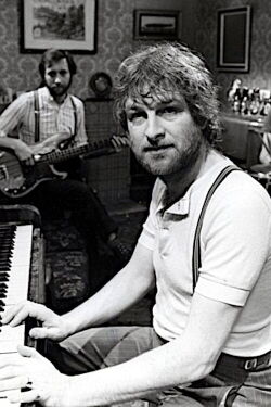 Chas Hodges