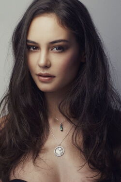 Courtney Eaton