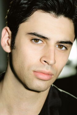 Damon Owlia