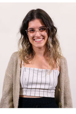 Daniela Vitória 