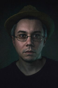 Dean Hurley