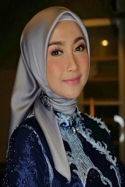 Desy Ratnasari