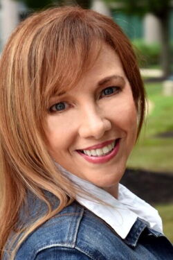 Donnamarie Davis