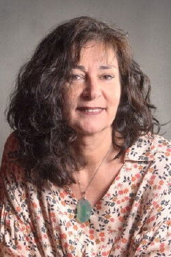 Elena Alcolea
