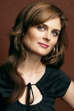 Emily Deschanel