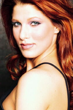 Esseri Holmes