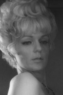 Eve Laurie