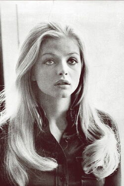 Ewa Aulin