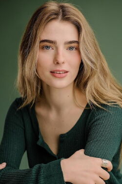 Flo Thompstone