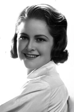 Gloria Brewster