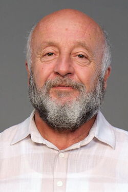 Hakan Salınmış
