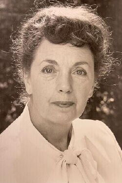 Helen Kleeb